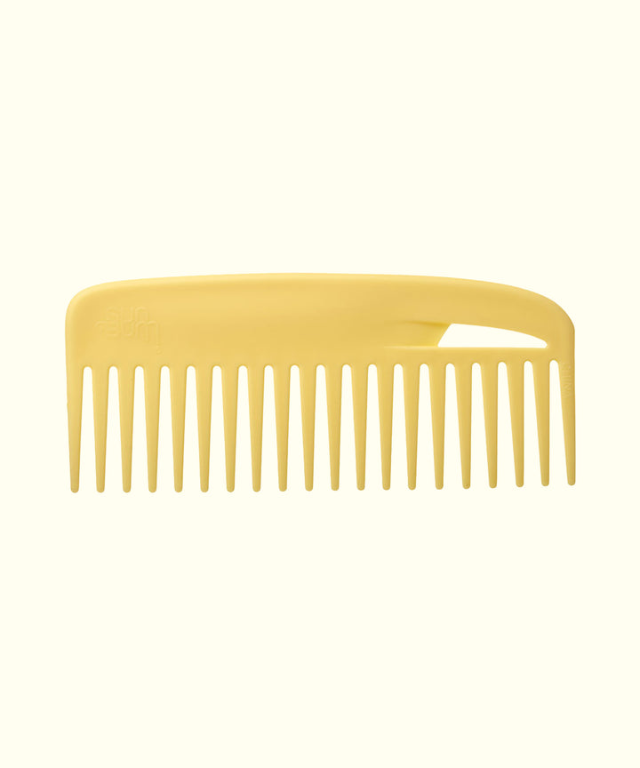 Wide Tooth Conditioning Comb in yellow by Sun Bum, ideal for detangling and removing snarls effortlessly, Sun Bum.